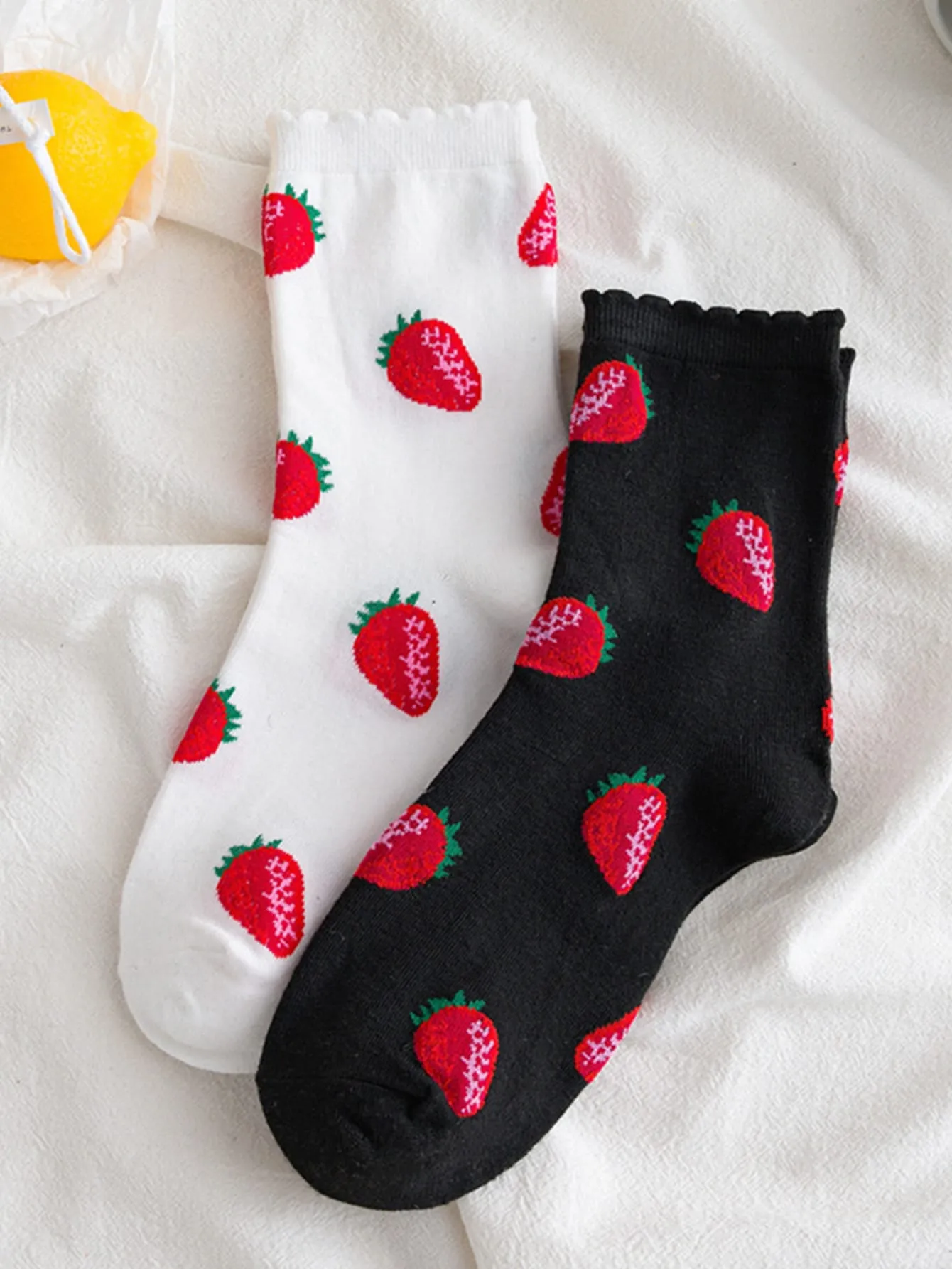 2pairs Red Strawberry Crew Socks for Women Cute Socks Novelty Socks Fun Socks