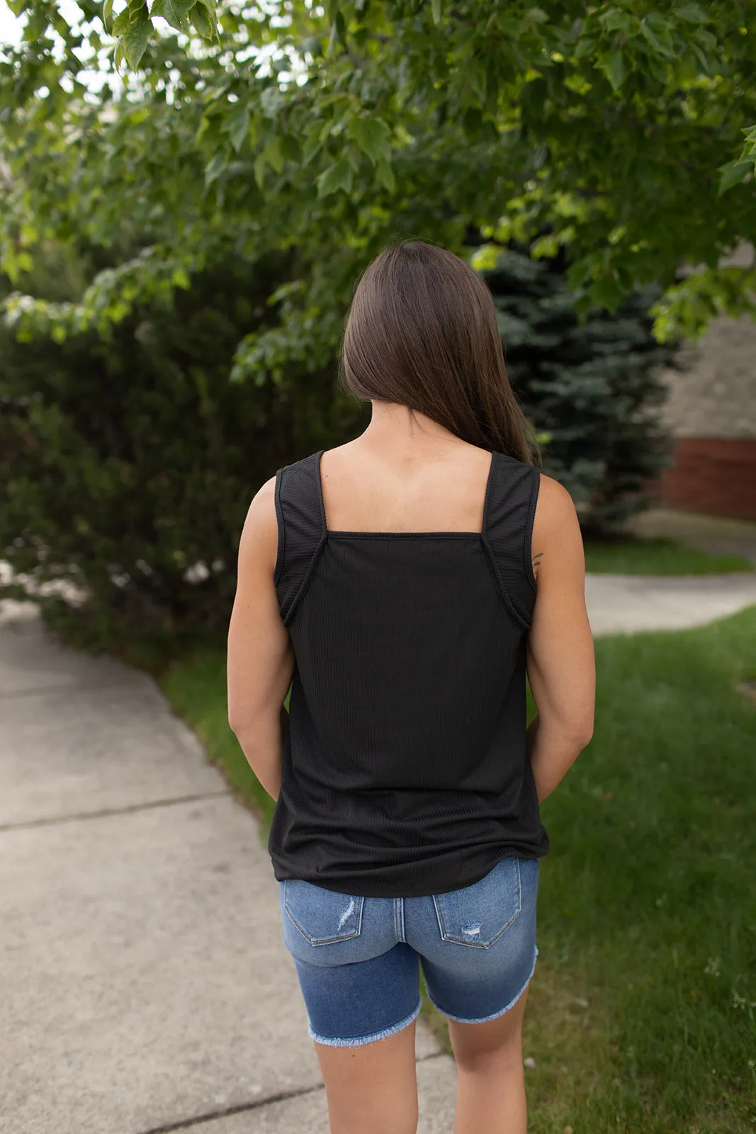 Black Ribbed Notched Neck Tank (SM-3X)