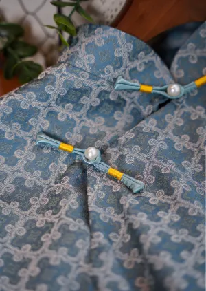 Gao Gui 高贵 1930s Inspired Satin Brocade Qipao