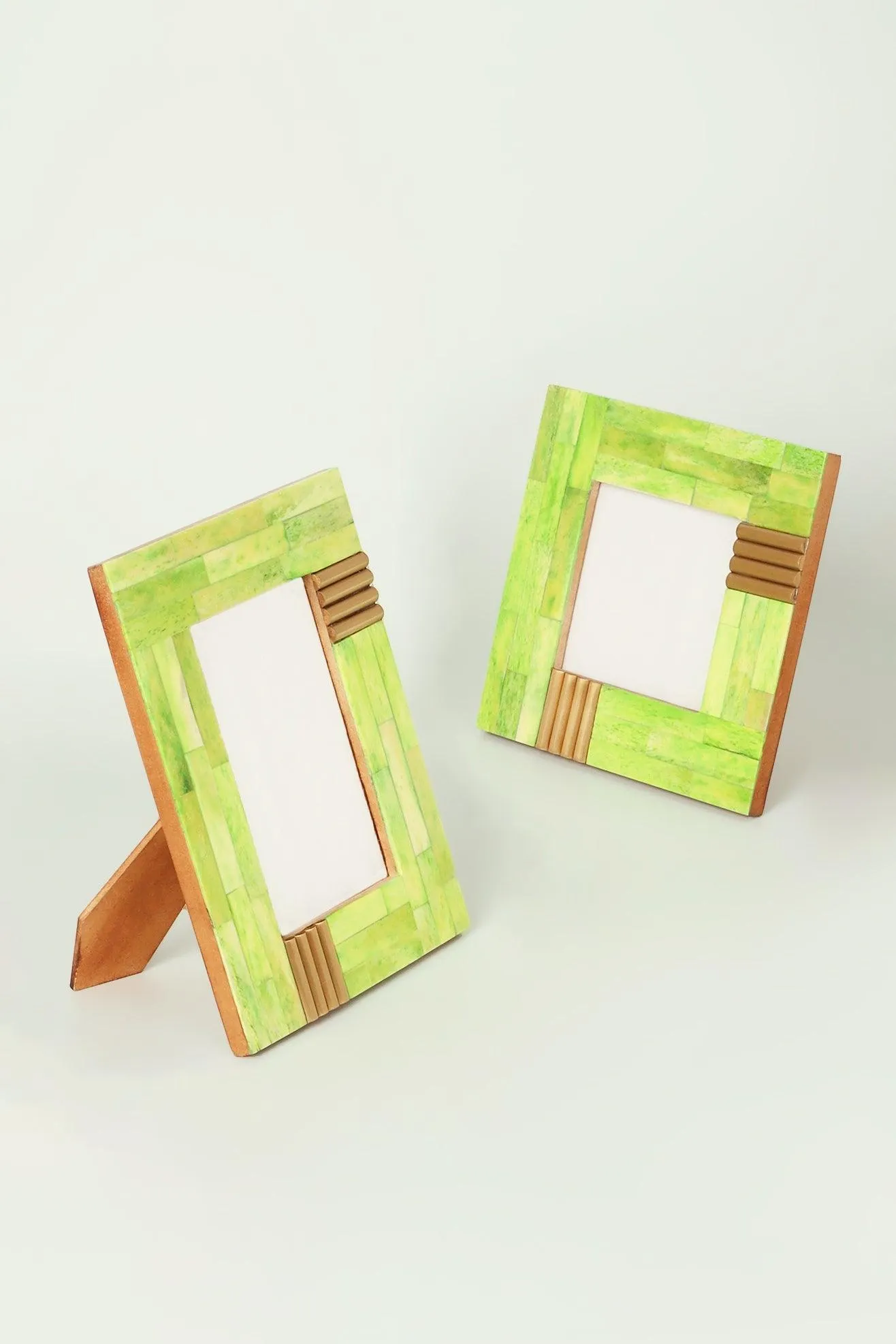 Green Wood Stylish Photo Frames