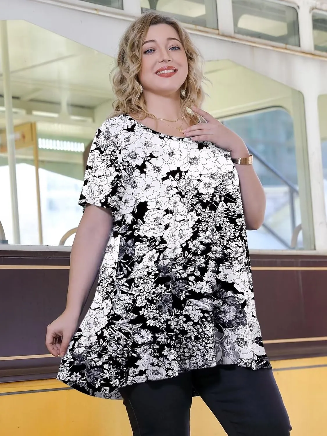 LARACE Casual Tops for Womens Summer Clothes Loose Fit Short Sleeve Shirts Flowy V Neck Tunic Plus Size Blouse