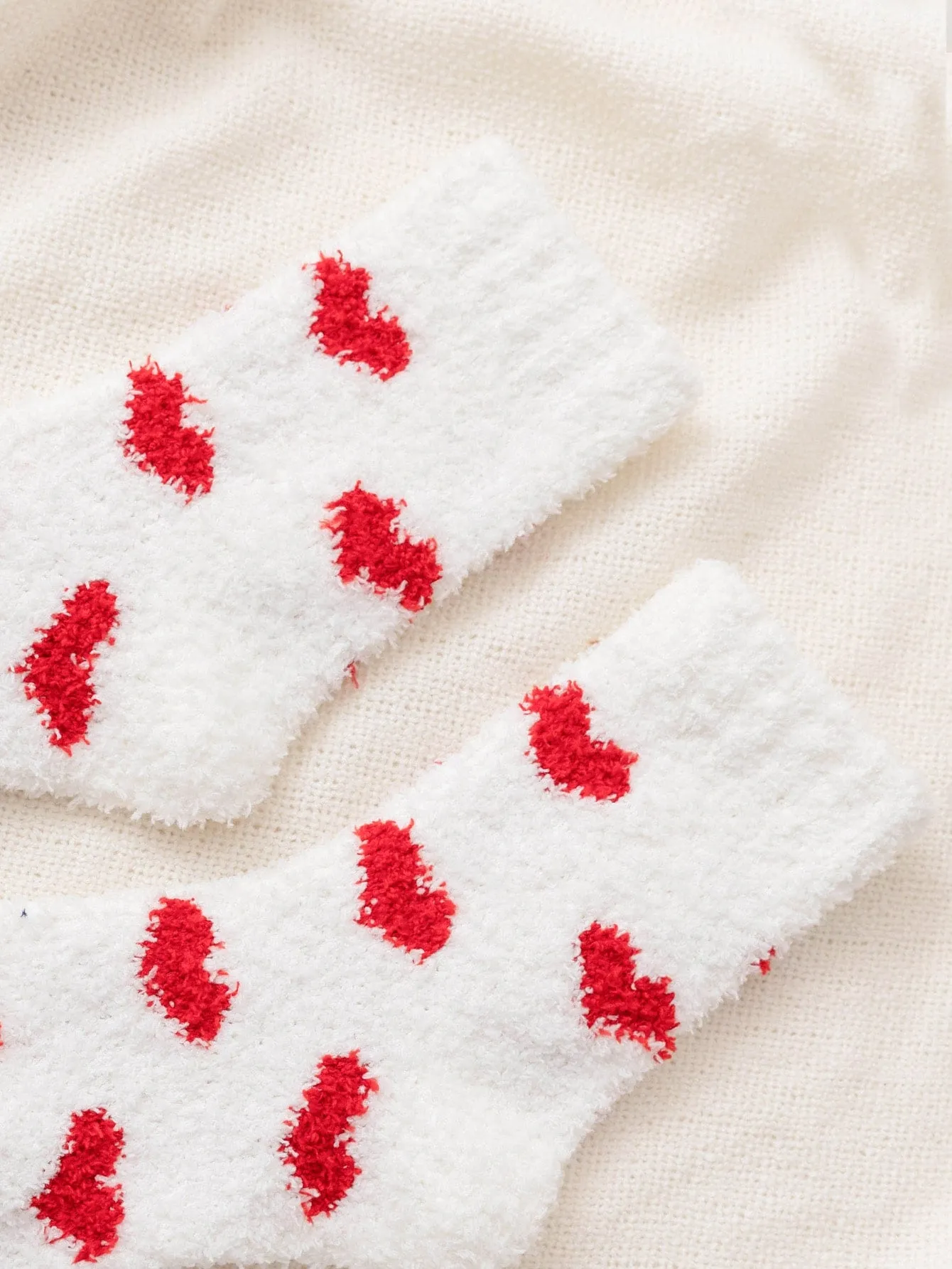 Red Heart Pattern Fuzzy Crew Socks for Women Cute Socks Novelty Socks Fun Socks