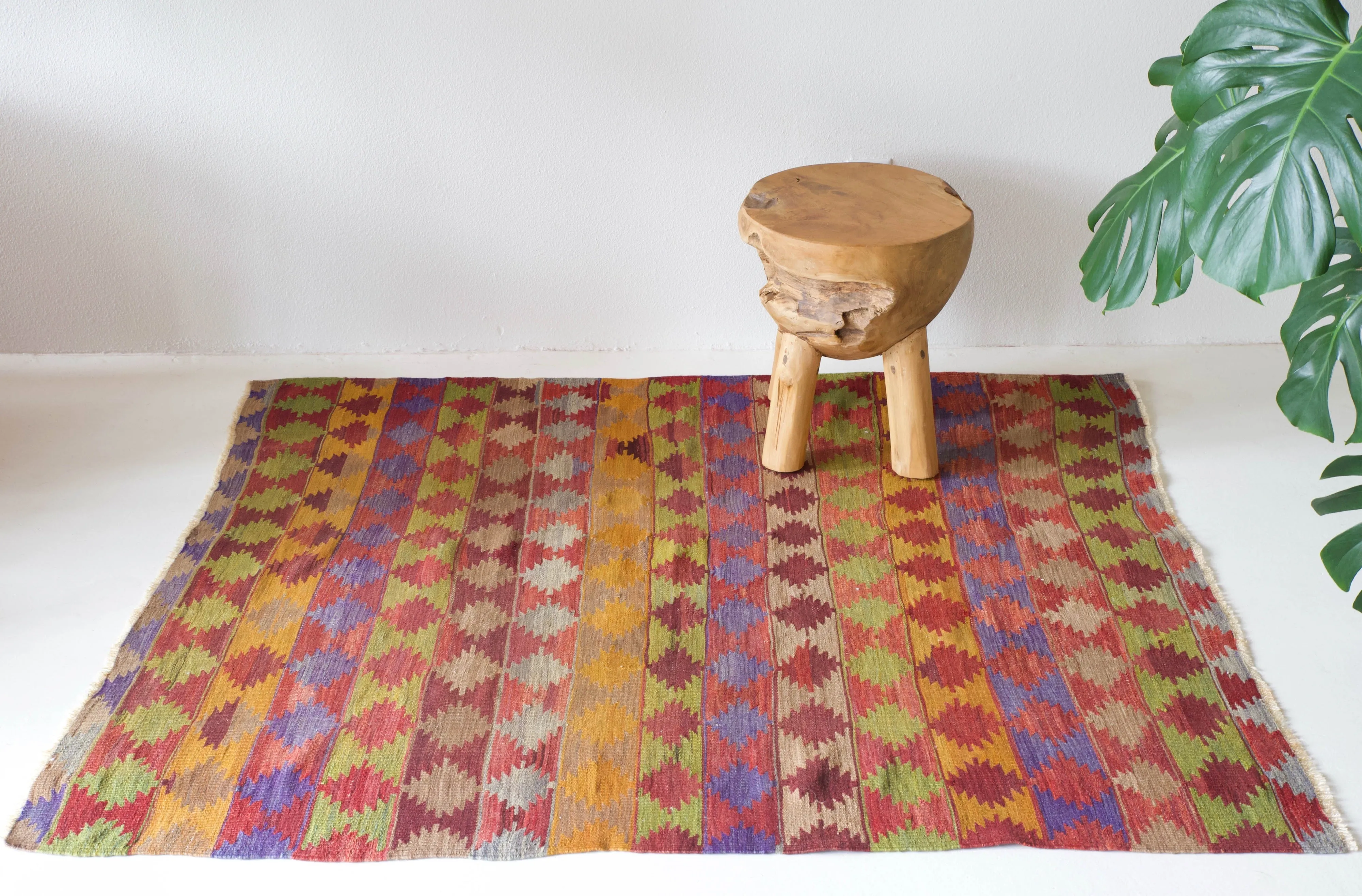 Vintage central Anatolian Kilim Rug 4'x5'